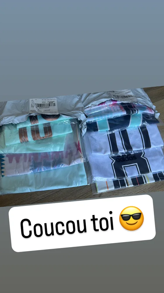 ➡️ les PROMOS sur EASTY 💸🤑 -25% avec le code "BNZ" | pour 70€ d'achat = 1 maillot 2026 offert | cashback à chaque commande | lien de parrainage pour 5$ à ceux qui l'utilisent... voilà le mien go récup' tes 5$ :